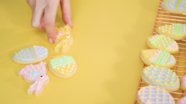 Easter-sugar-cookies-decorated-with-royal-icing-of-different-colors
