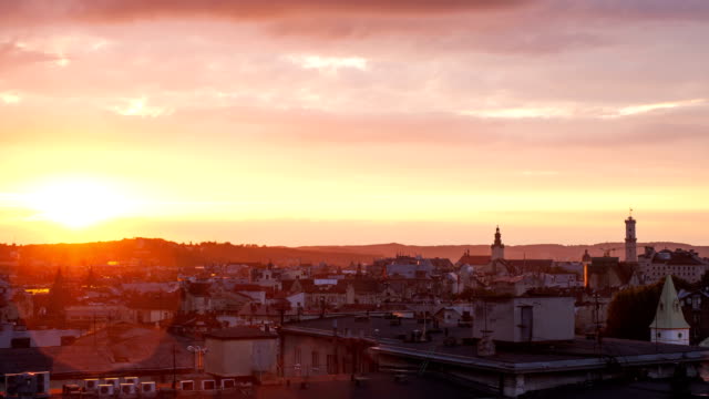 Time-lapse-Sunset-timelapse-in-old-city-with-great-architecture.-Lviv,-Ukraine.