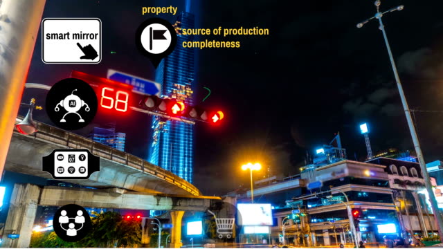 El-concepto-de-símbolo-de-Blockchain-de-tecnología-de-red-se-encuentra-en-la-intersección-de-la-ciudad-ตึกมหา-central-de-negocios-distritos-cerca-de-Silom