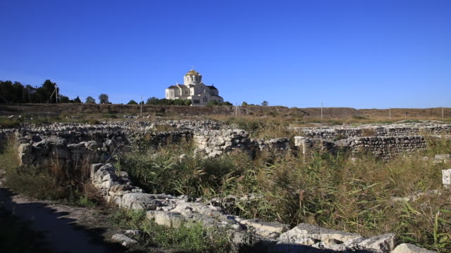 Ruins-of-Chersonesus---ancient-Greek-town-near-modern-Sevastopol.-St.-Vladimir's-Cathedral.-UNESCO-World-Heritage-Site.-Crimea,-Russia.
