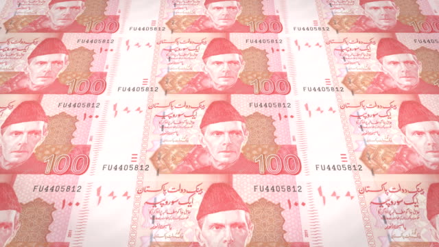 Banknotes-of-one-hundred-Pakistani-rupees-of-Pakistan-rolling,-cash-money,-loop
