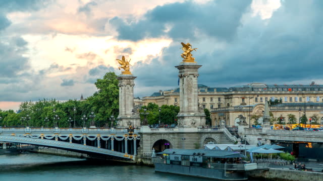 Bridge-of-Alexandre-III-spanning-the-river-Seine-timelapse.-Paris.-France