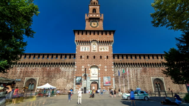 Haupteingang-des-Castello-Sforzesco---Castello-Sforzesco-Timelapse-Hyperlapse,-Mailand,-Italien