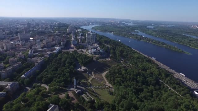 Luftaufnahme-des-städtischen-Grundstücks.-Luftaufnahme-von-Kiew,-Ukraine.