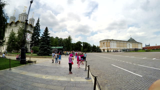 Panorama-del-Kremlin-con-Senado-edificio-en-Moscú,-Rusia
