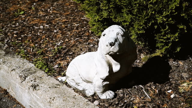Dog.-Sculpture-dog-breed-Cocker-Spaniel