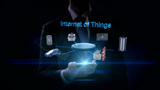 Empresario-toque-teléfono-inteligente,-móvil,-Smart-House,-Fábrica,-Edificio,-Coche,-Móvil,-sensor-de-Internet-conectar-'Internet-de-las-cosas',-película-4k.