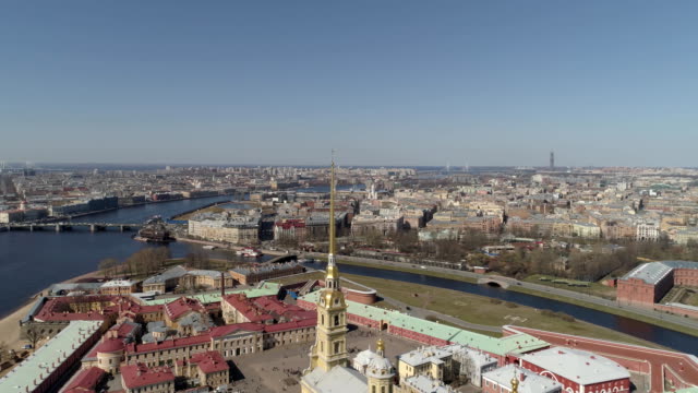 La-fortaleza-de-Pedro-y-Pablo,-San-Petersburgo