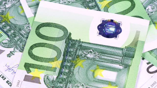 Hintergrund-der-100-Euro-Banknoten