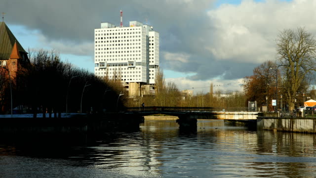 Haus-der-Sowjets-in-Kaliningrad,-Russland