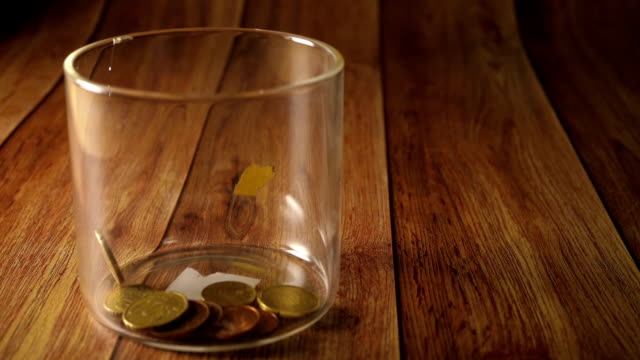 Silver-Slow-Motion-Coins