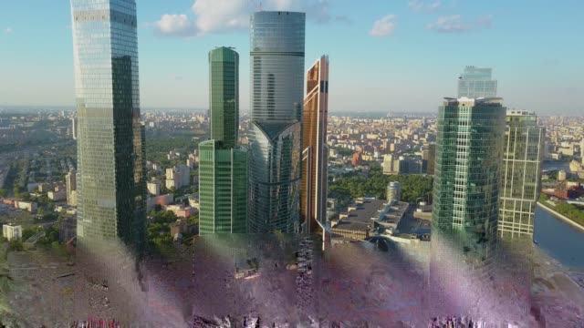 Varios-rascacielos-futuristas-de-cristal