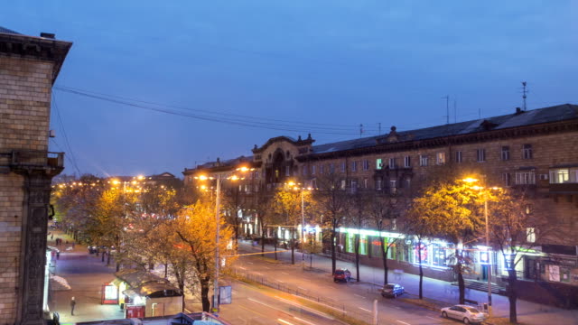 Día-a-la-transición-de-Time-lapse-de-la-noche-en-Zaporizhya