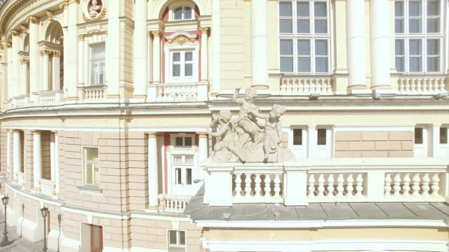 Vista-aérea-de-Odessa-nacional-académica-teatro-de-ópera-y-Ballet