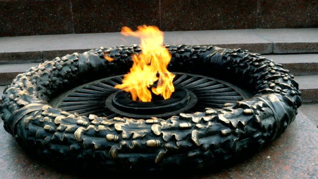 The-eternal-flame-at-the-monument-to-an-unknown-sailor-who-died-during-the-Great-Patriotic-War-in-the-city-of-Odessa.