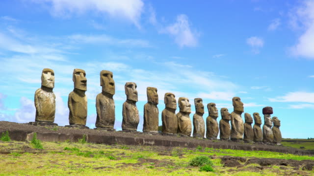Statues-on-Eastern-Island,-Chile