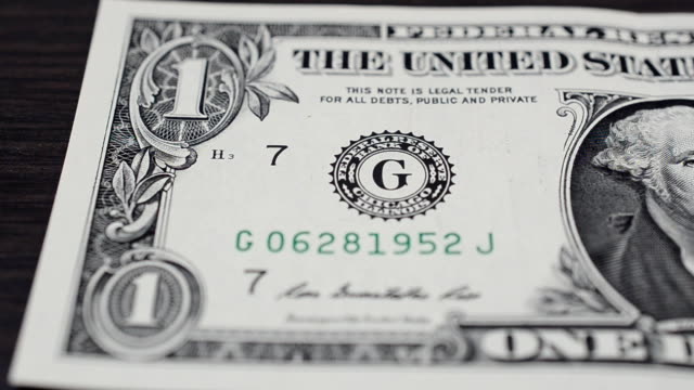 Close-up-of-U.S.-one-dollar-banknote