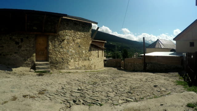 Streets-mountain-village