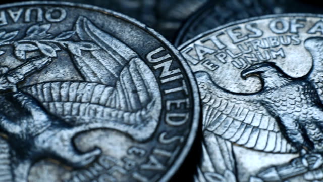 Pile-of-quarter-dollar-coins