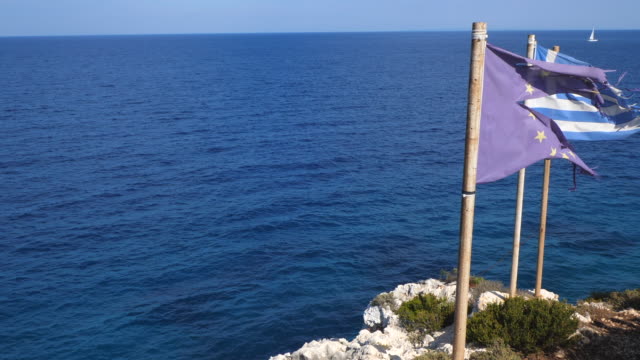 Griego-un-espacio-de-mar-de-bandera-de-la-UE