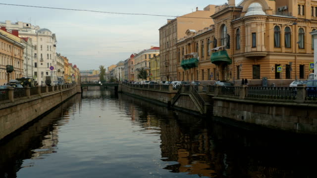 stone-embankments-of-canals-St.-Petersburg