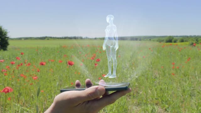 Hologramm-von-Frauenkörper-auf-einem-Smartphone
