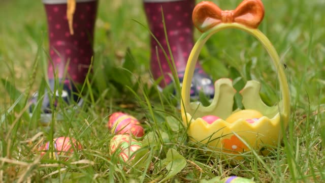 Video-with-child-hunting-easter-eggs-in-garden