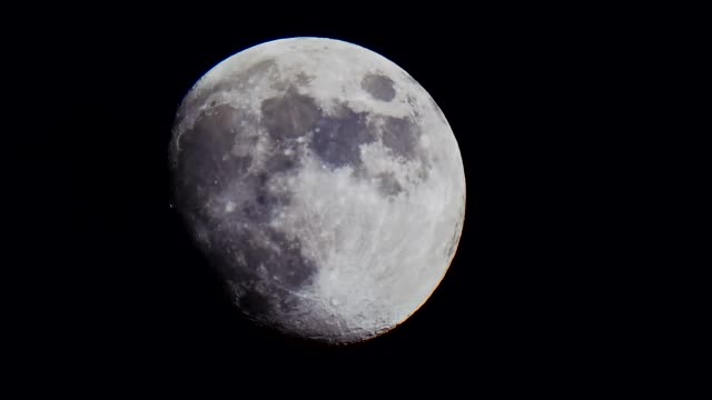 epische-Nahaufnahme-Telephoto-Mond-Zeitraffer