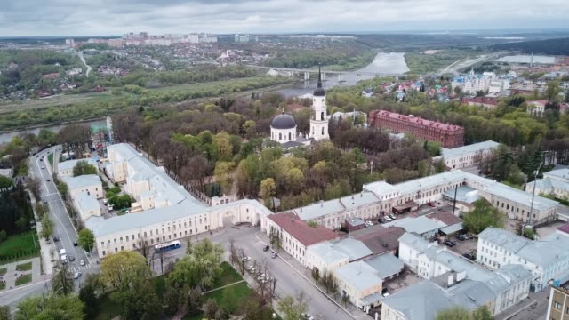 Orthodox-Holy-Trinity-Cathedral-on-background-with-modern-cityscape-of-Russian-town-of-Kaluga