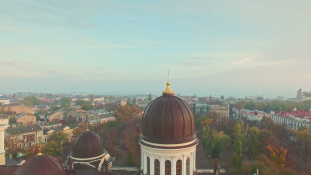 Cinematic-aerial-view-of-Transfiguration-Cathedral-and-Odessa-city-center
