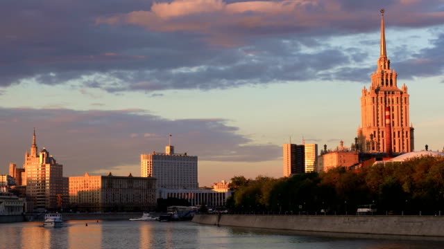 Moskwa-Fluss-in-der-Abendsonne