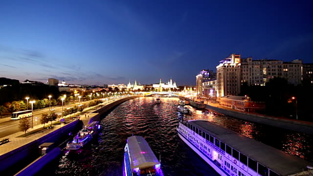 Vista-del-Kremlin-y-el-río-Moscova,-Moscú,-Rusia---la-vista-más-popular-de-Moscú