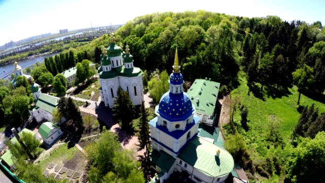 Luftaufnahme-der-M.-M.-Hryshko-National-Botanical-Garden