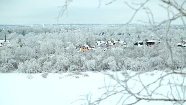 vista-de-invierno-en-la-antigua-ciudad-rusa