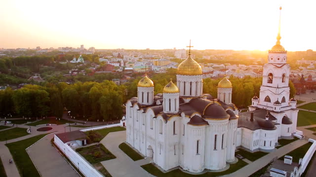 Antenne,-erschossen-Himmelfahrts-Kathedrale-in-Wladimir,-Russland