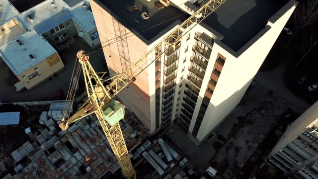 Crane-for-building