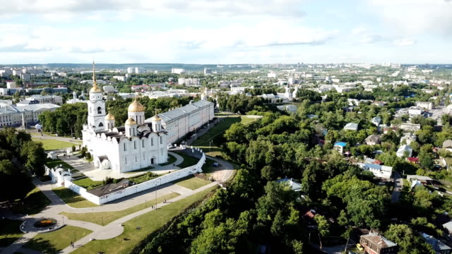Himmelfahrts-Kathedrale-in-Vladimir