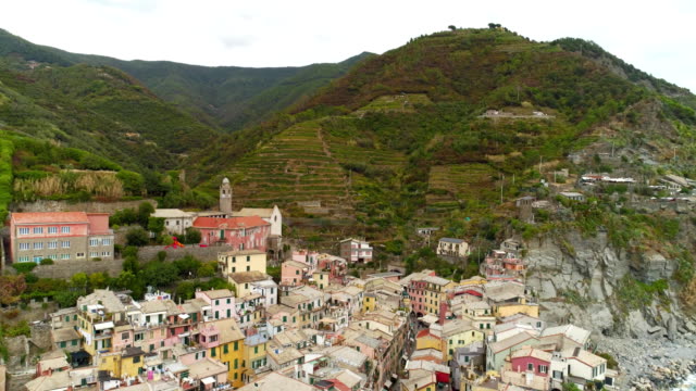 Scenic-Vernazza-Village