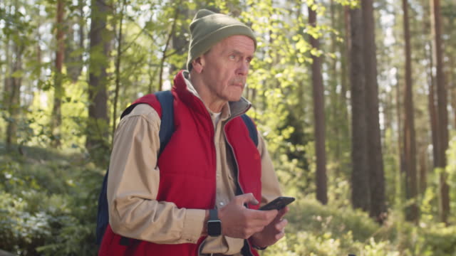 Portrait-of-Retired-Hiker-in-Forest