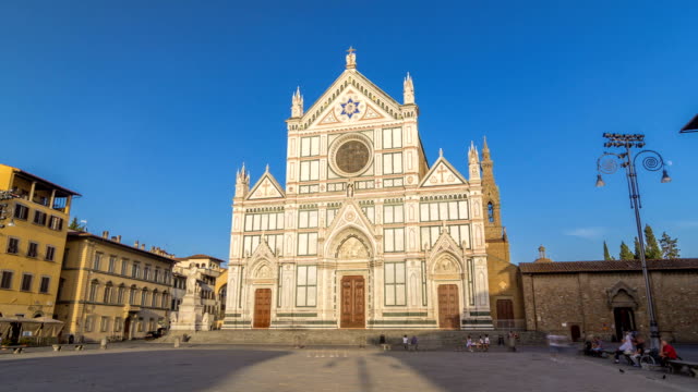 Tourists-on-Piazza-di-Santa-Croce-timelapse-hyperlapse-with-Basilica-di-Santa-Croce-Basilica-of-the-Holy-Cross-in-Florence-city