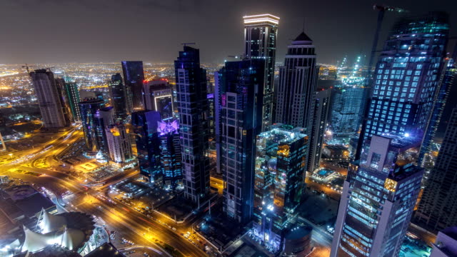 Die-Skyline-von-der-West-Bay-Area-von-oben-im-Zeitraffer-Doha,-Katar