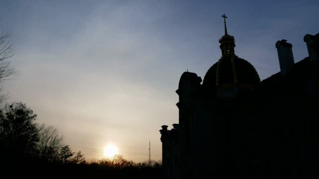 Beautiful-church,-sky-time-lapse-4k