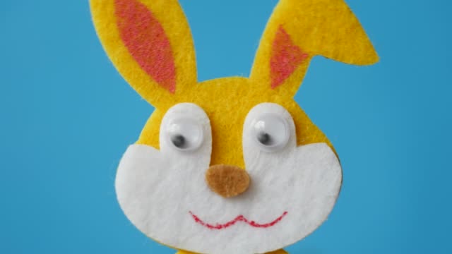 Easter-bunny-eye-with-surprised-look