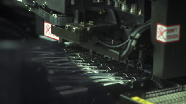 Producción-robotizada-de-circuitos-impreso
