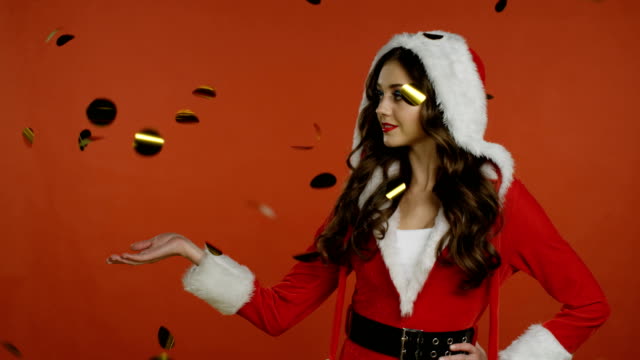 Santa-Claus-girl-with-confetti