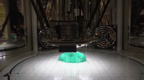 3D-printer-operation-close-up