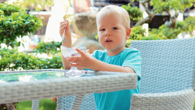 Boy-eating-ice-cream
