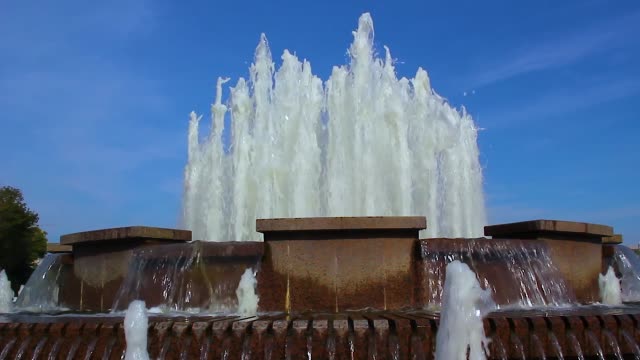 Fountains-at--Donetsk-Ukraine