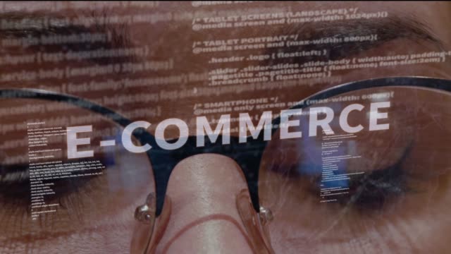 E-Commerce-Text-auf-dem-Hintergrund-der-Entwickler