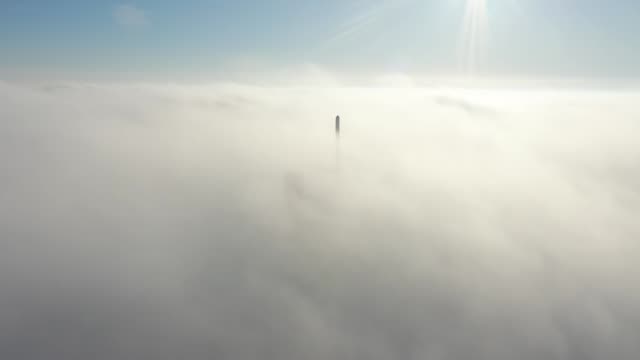 Vista-aérea-de-la-ciudad-de-Kiev-niebla-en-otoño.-Hd